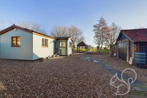 Annexe &amp; Garage