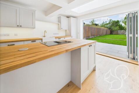 Open Plan Kitchen/Family Room
