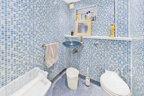 Ground Floor Bathroom