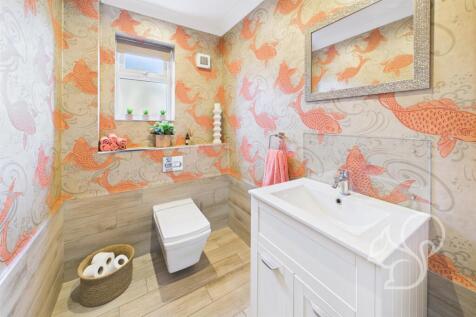 Ground Floor Cloakroom