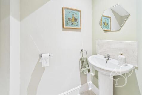 Ground Floor Cloakroom