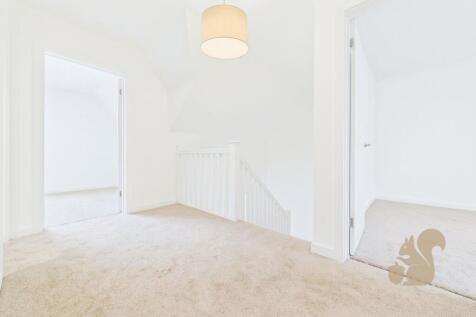 Plot 5 - Oakfields - Landing .jpg