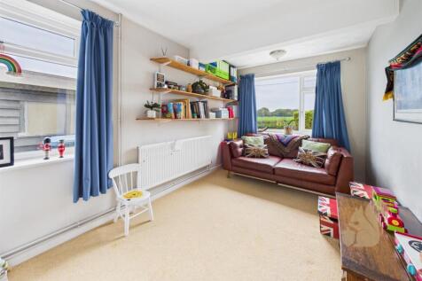 Sitting Room/Bedroom