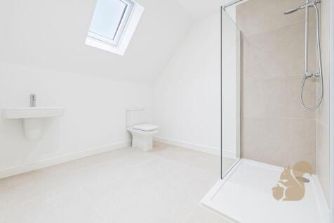 Plot 2 - Oakfields En Suite.jpg