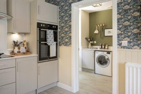 Dandara - The Russetts - The Osbourne, Home 17