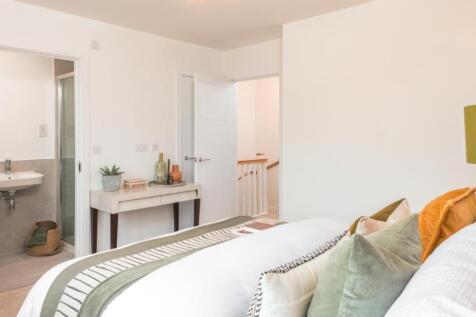 Dandara - The Russetts - The Charleston, Home 36