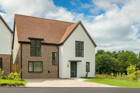 Dandara - The Russetts - The Hever, Home 32
