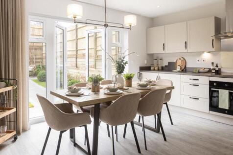 Dandara - The Russetts - The Frogmore, Home 5