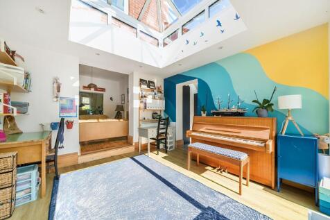 Property Image 11