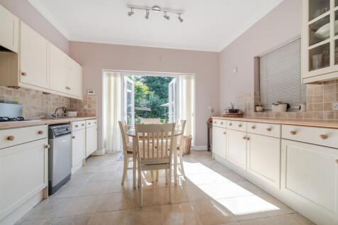 Internal Annexe