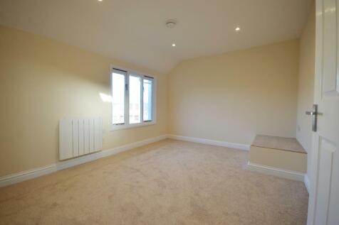 FLAT BEDROOM