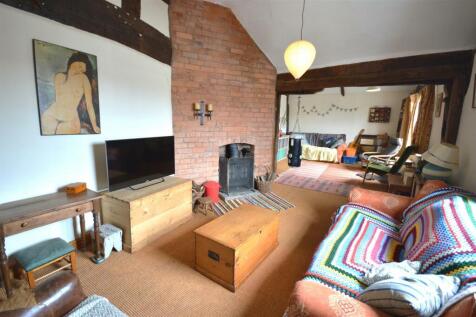 LIVING ROOM FLAT