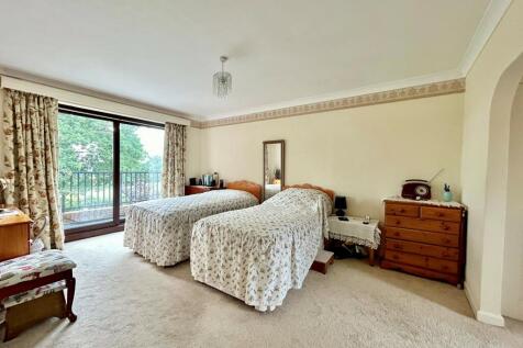 Bed 1