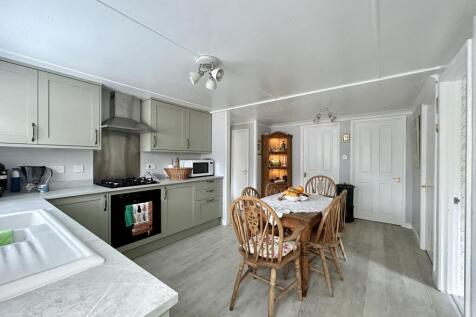 Kitchen/Diner 2