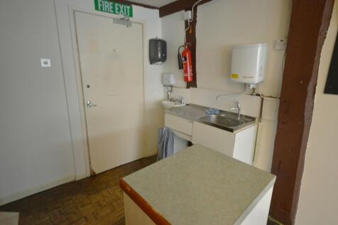 KITCHENETTE
