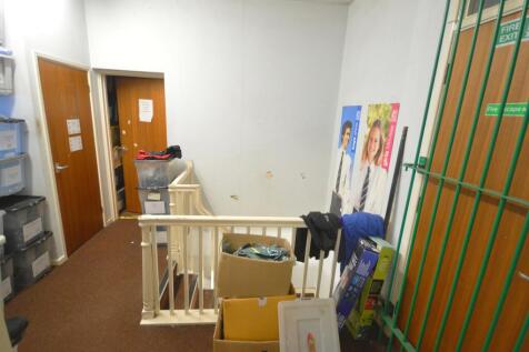 STORAGE LANDING AREA FIRST FLOOR.JPG