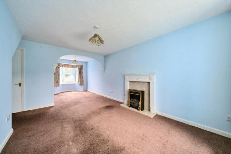 SITTING/DINING ROOM