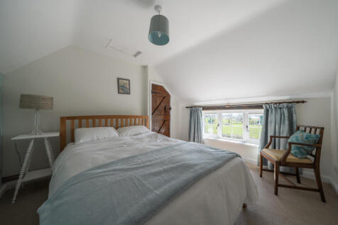 Second Bedroom .2