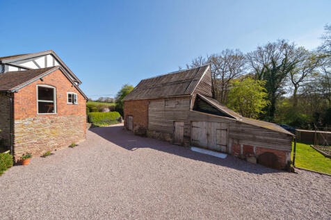 BARN/OUTBUILDING