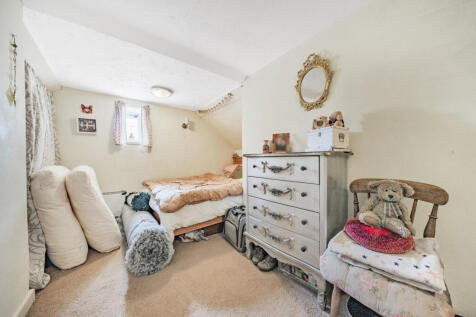 ATTIC ROOM