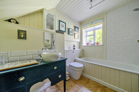 DOWN STAIRS BATHROOM