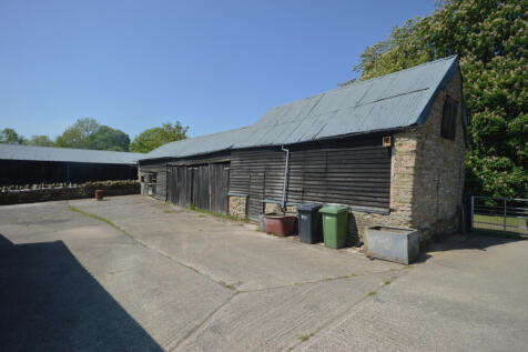 TRADITIONAL BARN