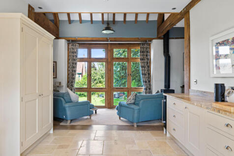 0875TheOldBarn-16