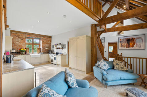 0875TheOldBarn-19