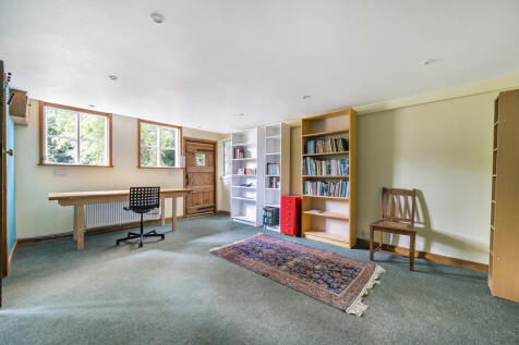 OFFICE STUDIO GROUND FLOOR