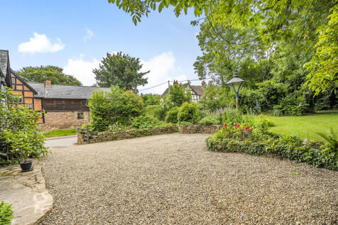 DRIVEWAY &amp; GARDENS
