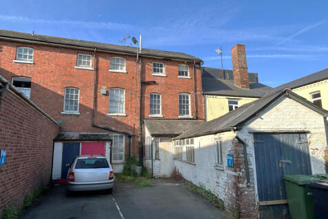 REAR ELEVATION