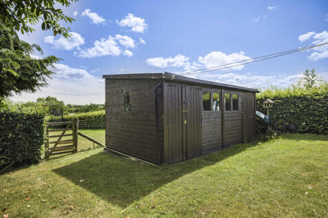 GARDEN SHED