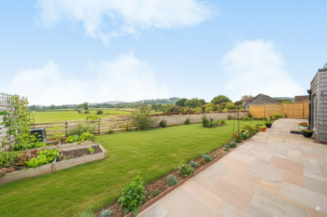 Garden view Esme