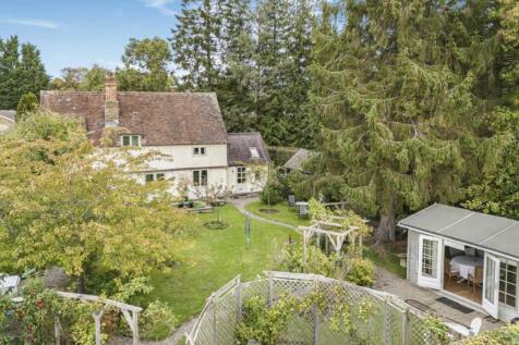 REAR ELEVATION &amp; GARDEN