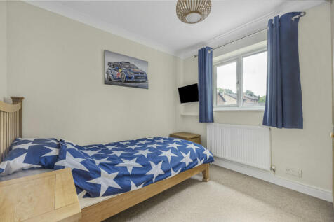 BEDROOM 3
