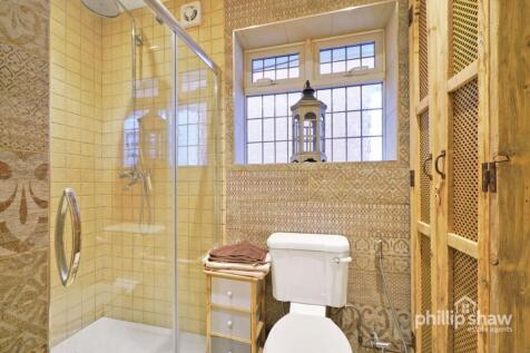 Shower Room 1