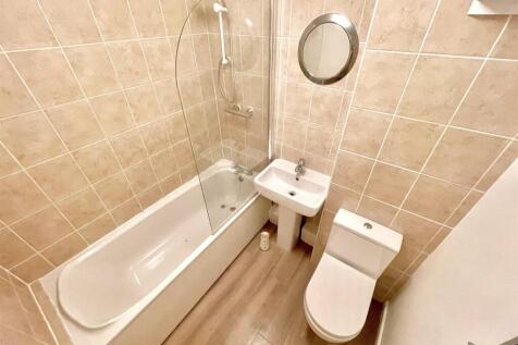 Bathroom.JPEG