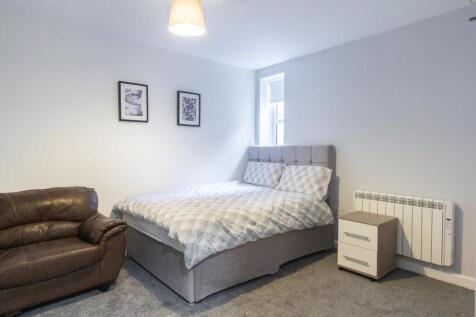 liberal-house-web-pod-02-bed-1.jpg