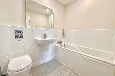 Bathroom.JPEG