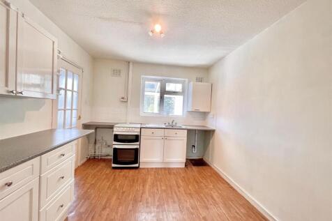 Kitchen1.JPEG