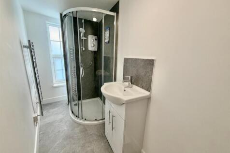 shower room.JPEG