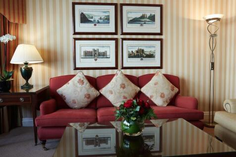 CTC_2-bed-executive_living-room-detail1.jpg