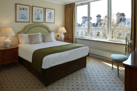 CTC_3-bed-luxury_2nd-bedroom-open-2.jpg