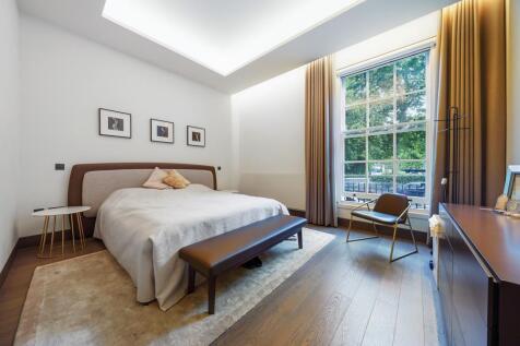 Flat 2, 17 Grosvenor Square W1K 6LB-LowRes-8.jpg