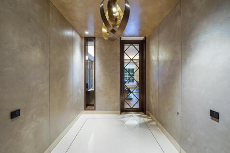 Flat 2, 17 Grosvenor Square W1K 6LB-LowRes-2.jpg