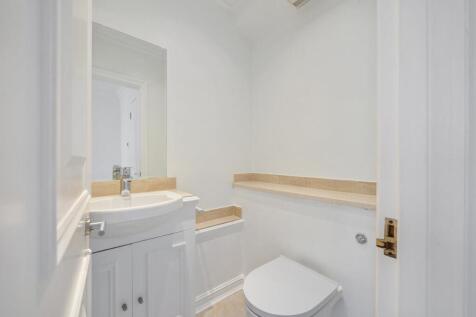 Flat 2, 20 Cranley Gardens SW7 3DA-8.jpeg