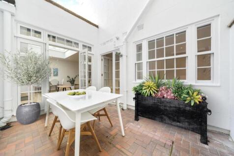 Flat 2, 20 Cranley Gardens SW7 3DA-7-Virtual Stagi
