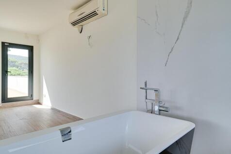 Property Image 70