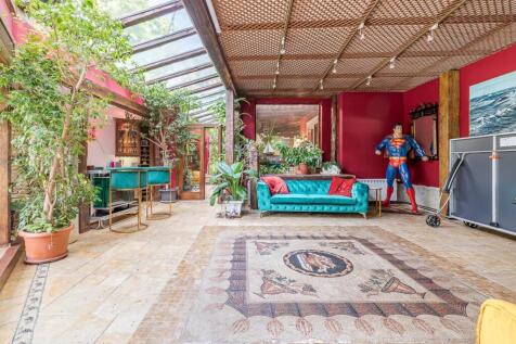 Property Image 11