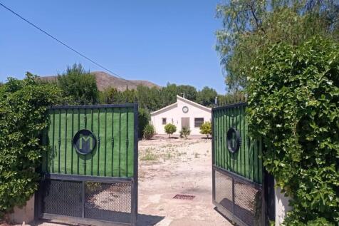 Property Image 4